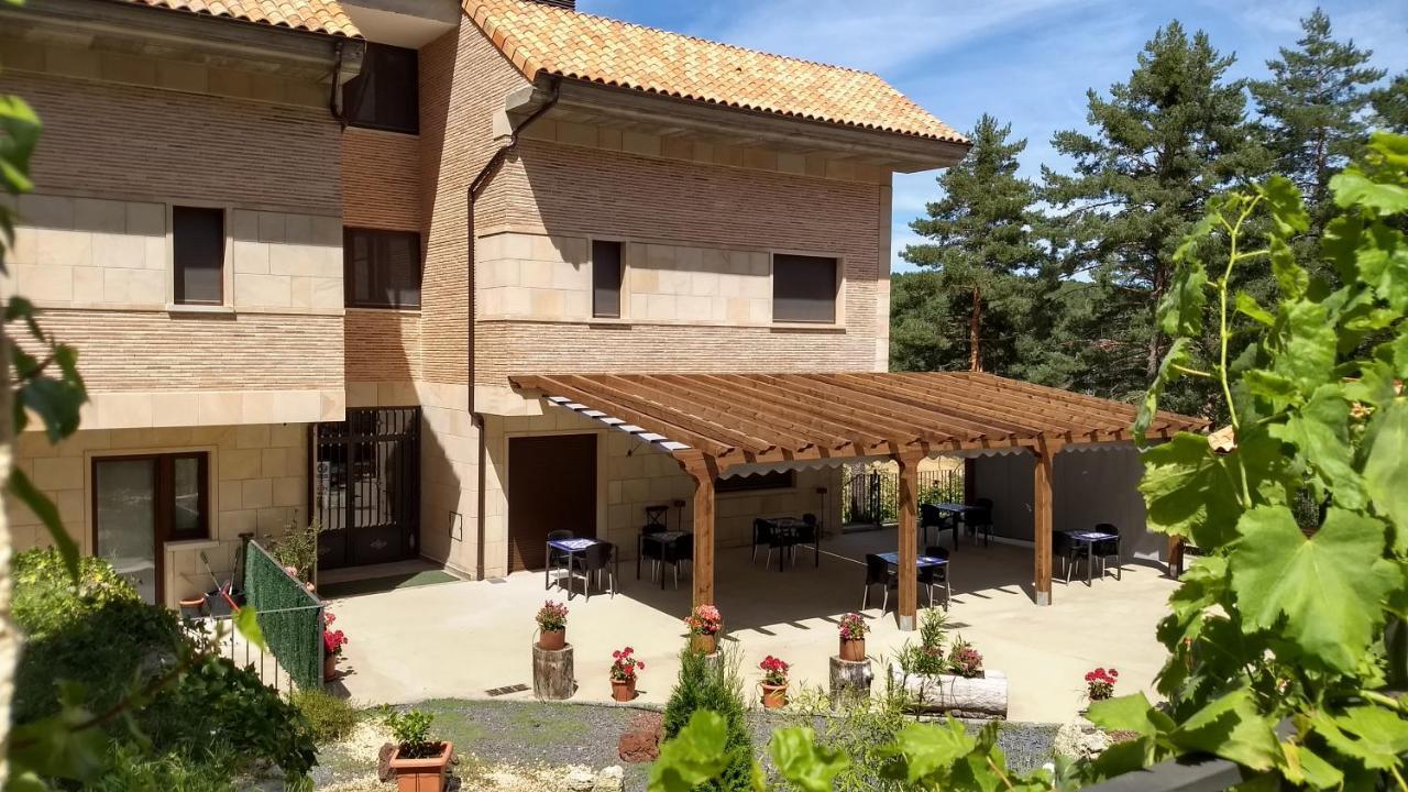 Hotel Rural El Nido De Pinares Navaleno Luaran gambar